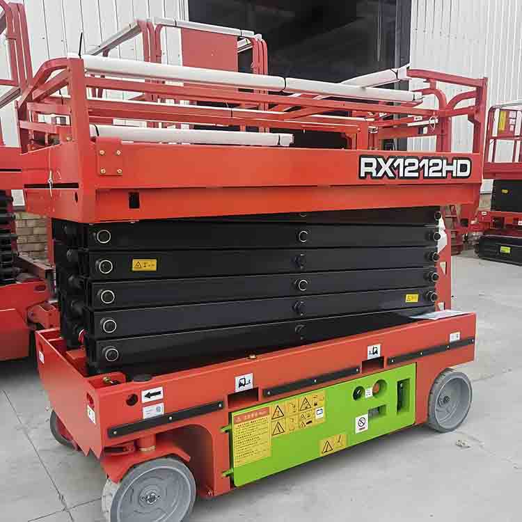 全自动自行走升降机